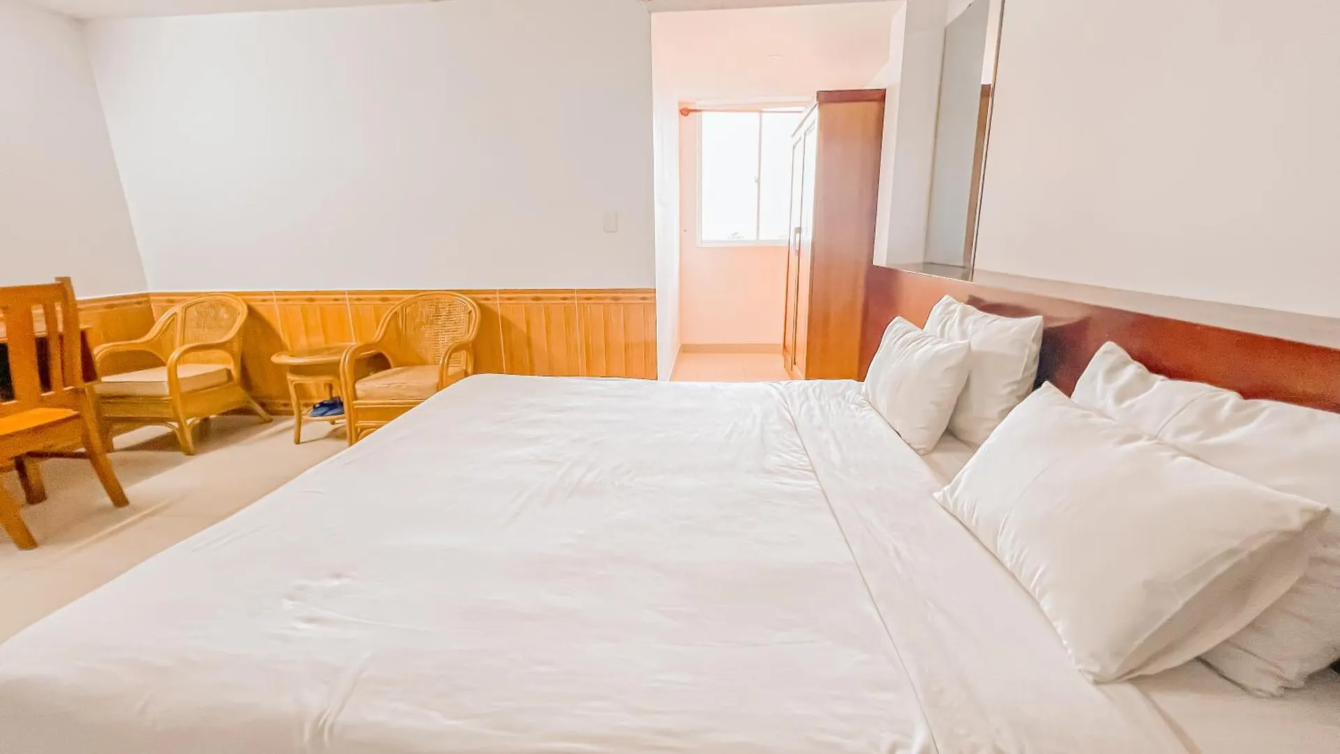 **  Ngoc Han Hotel By The Moment Vung Tau Vietnam