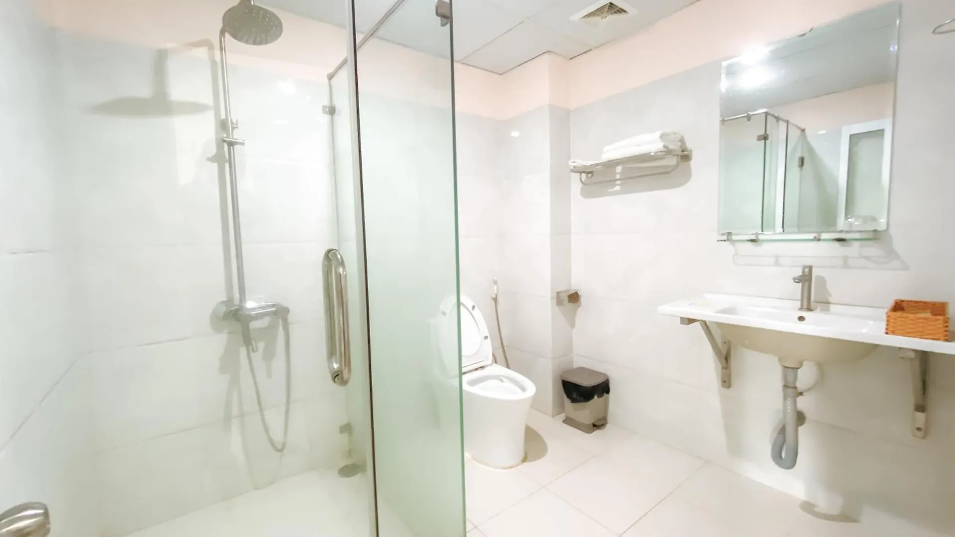**  Ngoc Han Hotel By The Moment Vũng Tàu Vietnam