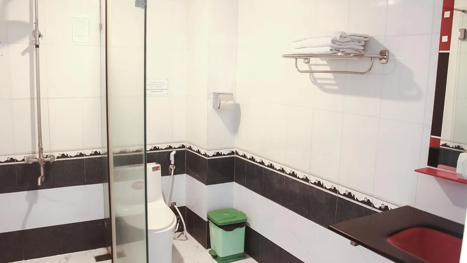 Ngoc Han Hotel By The Moment فونج تاو 2*,  فيتنام